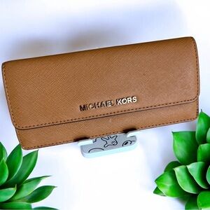 Michael Kors Jet Set Tan Leather bifold Wallet